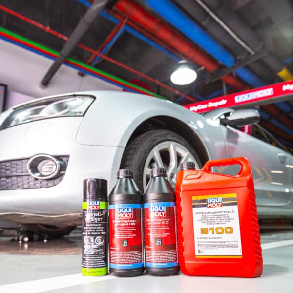 Changint the clutch and transmission fluid for an Audi A5 2011